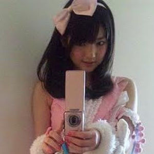 Meet your Posher, Flwrmayuyu